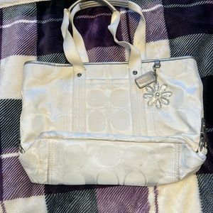 White coach tote